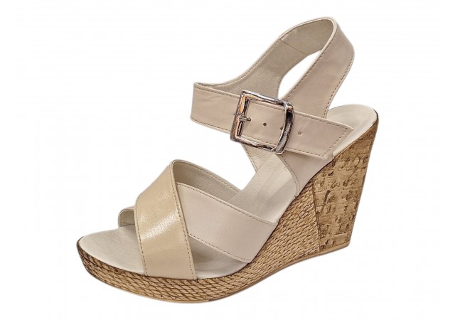 sandale dama bej din piele naturala cu platforma wedge si catarama clp14bej